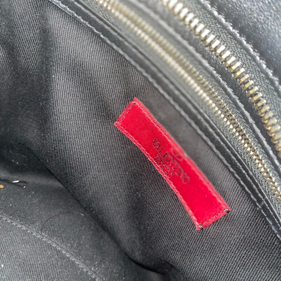 Authentic Valentino Medium Rockstud Tote - Picture 8 of 8